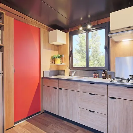 Huttopia De Roos Stegeren Room photo