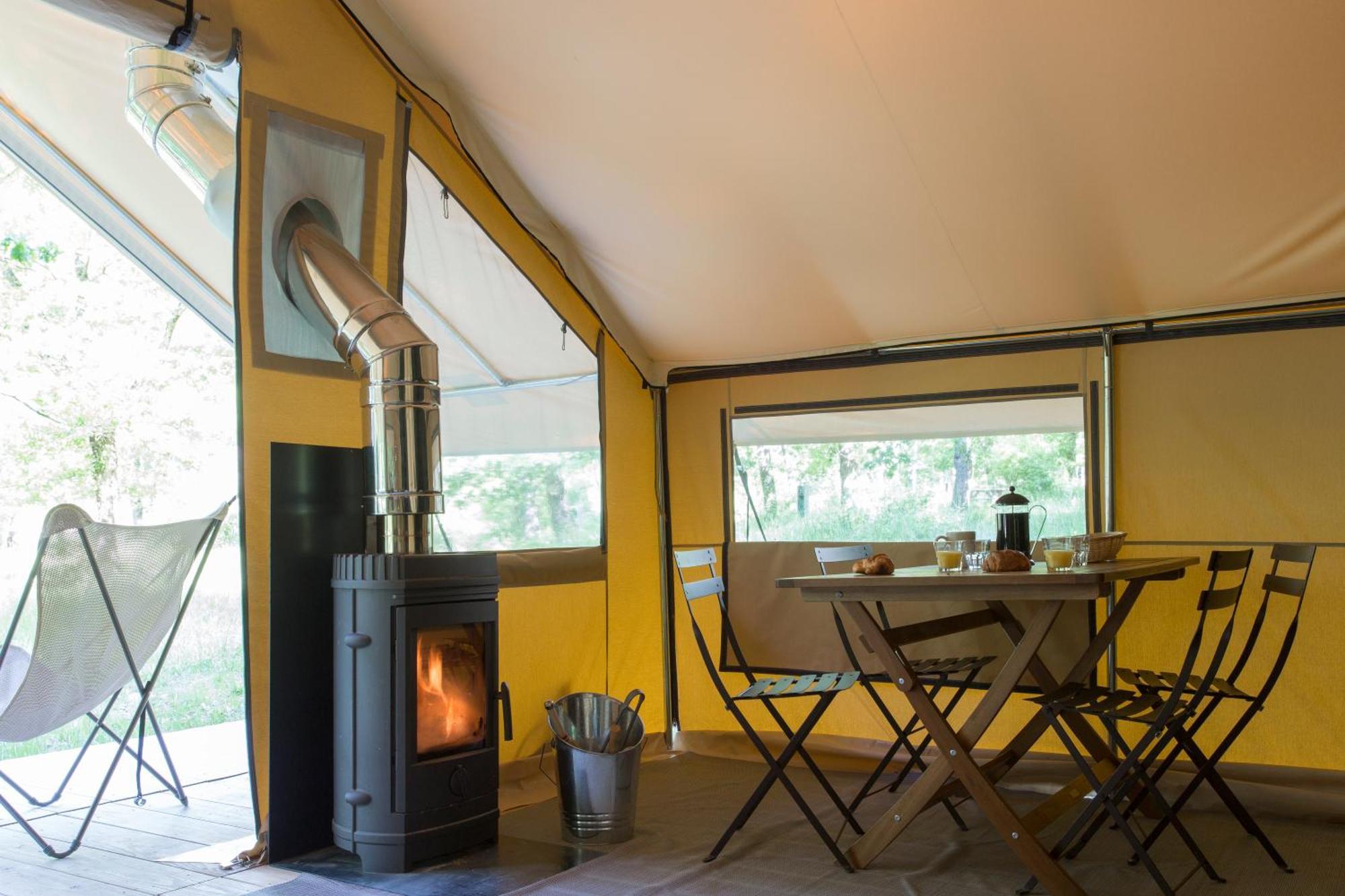 Camping Huttopia De Roos *